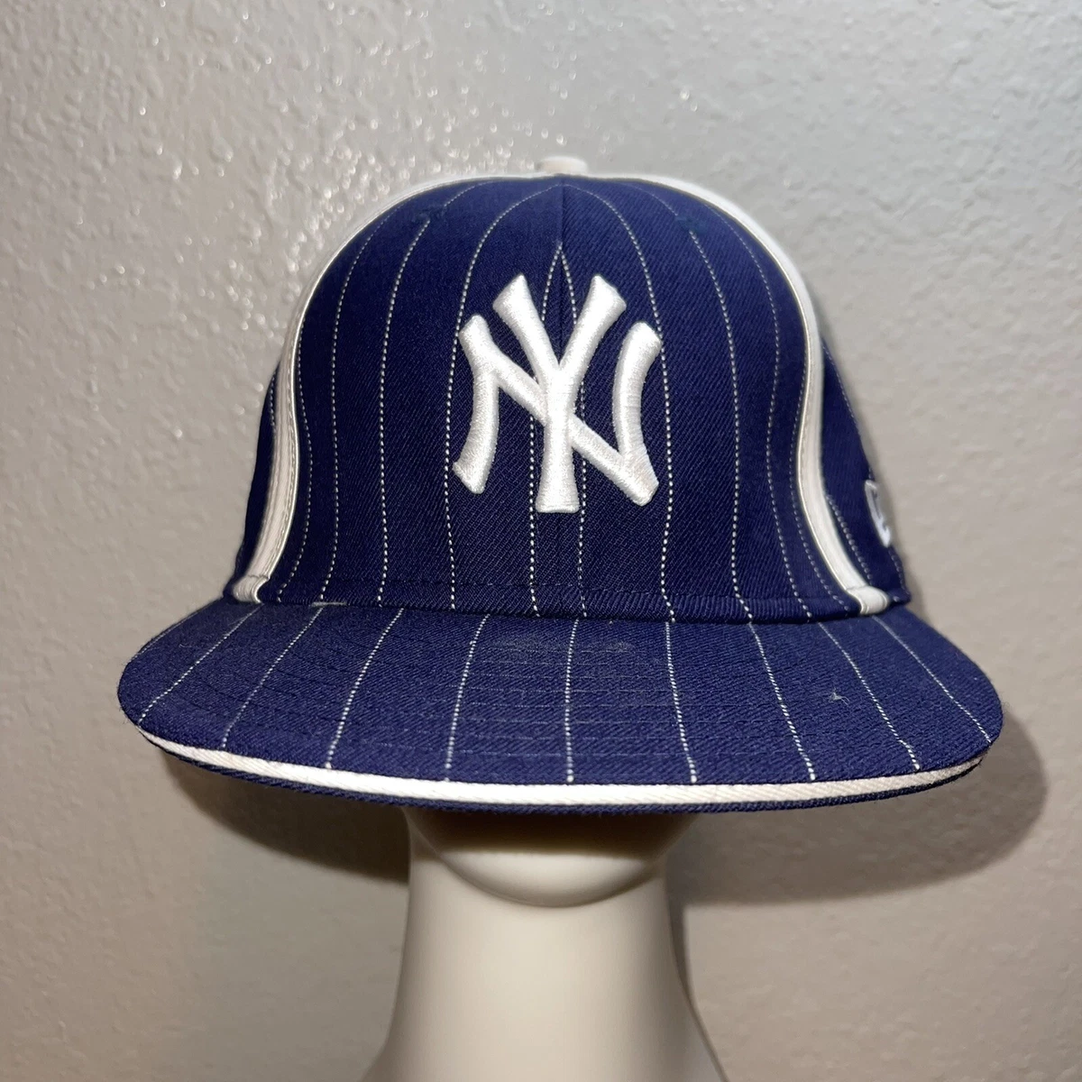 New Era New York Yankees Pin Stripe 59Fifty Men's Fitted Hat White-Blu