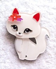 Vintage White Fashionista Cat Layered Acrylic Pin or Brooch - NWOT
