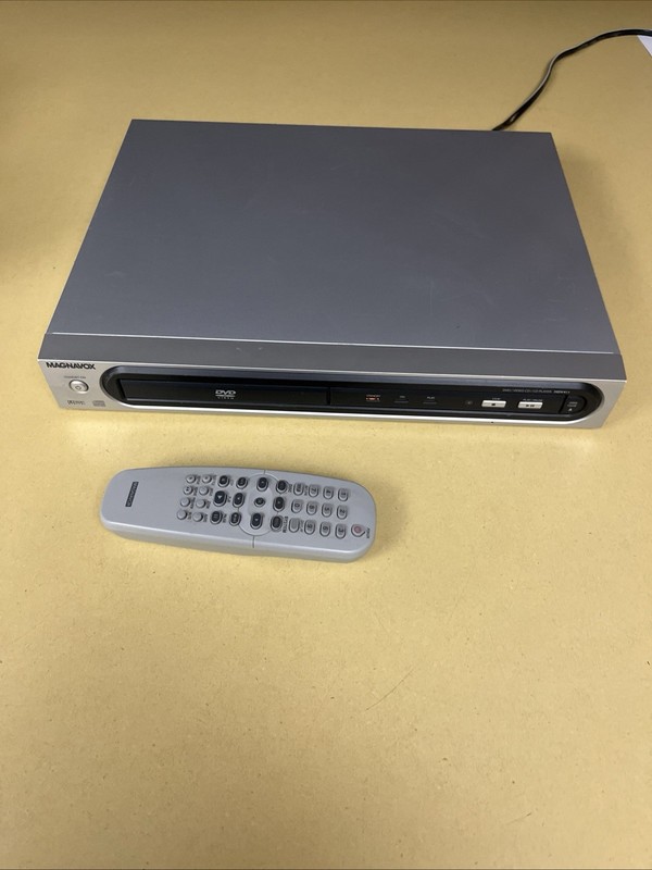 Magnavox DVD Player Model MDV421/17 TESTED WORKING W/ REMOTE