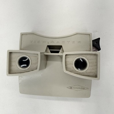 Vintage Sawyer s Model G View-Master Tan Colored Viewer with Black Knob