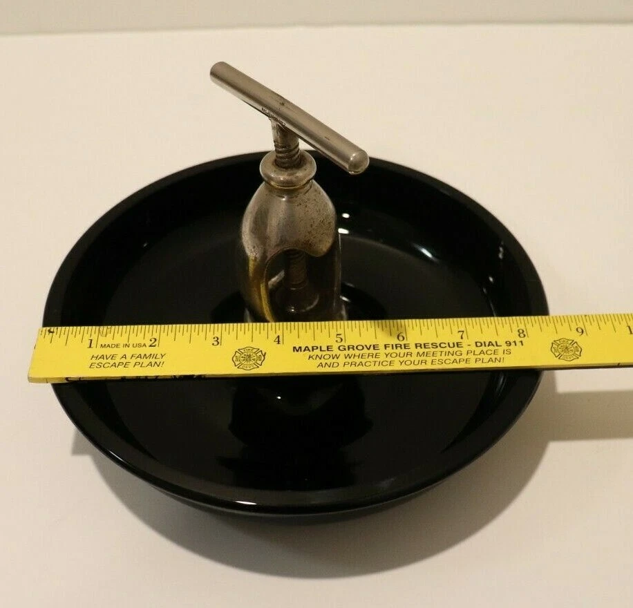 VINTAGE STEEL NUT CRACKER WITH AN ATTACHED BLACK GLASS BOWL - Image 2 of 4