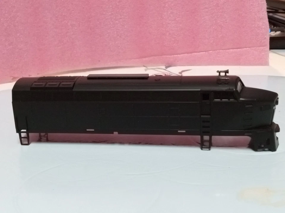 SHARK NOSE BODY SHELL BY MODEL POWER HO SCALE UNDECORATED BLACK PLASTIC NEW OS - Image 4 of 4