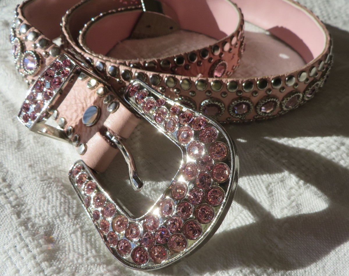 KIPPYS BELT Jean PINK W/ Crystals Silver tone Studs Hardware  display picture 3