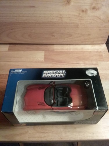 Maisto 1:24 Dodge Concept Vehicle, Copperhead,Orange, Diecast Car, SE - Picture 2 of 12