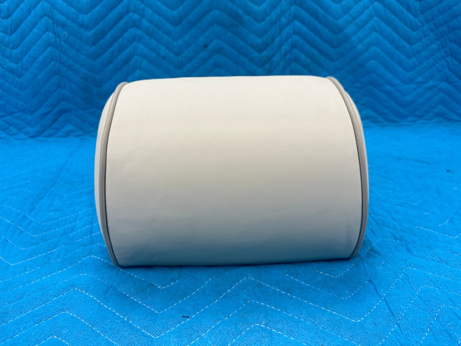 Bentley Continental Flying Spur Rear Seat Headrest RH or LH Ivory 2008-2012 OEM