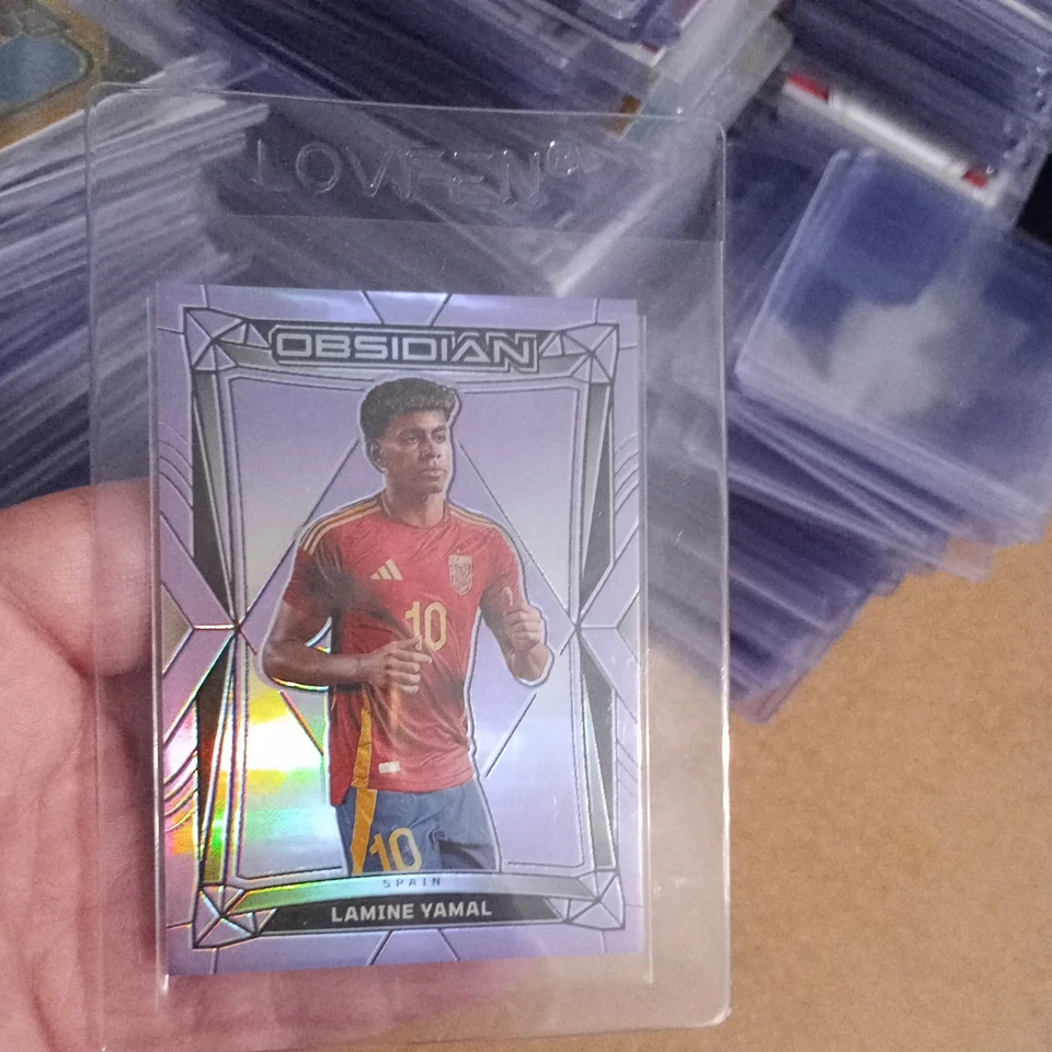 2024/25 Panini Obsidian Lamine Yamal Spain Purple Flood /30 SSP - Image 4 of 4