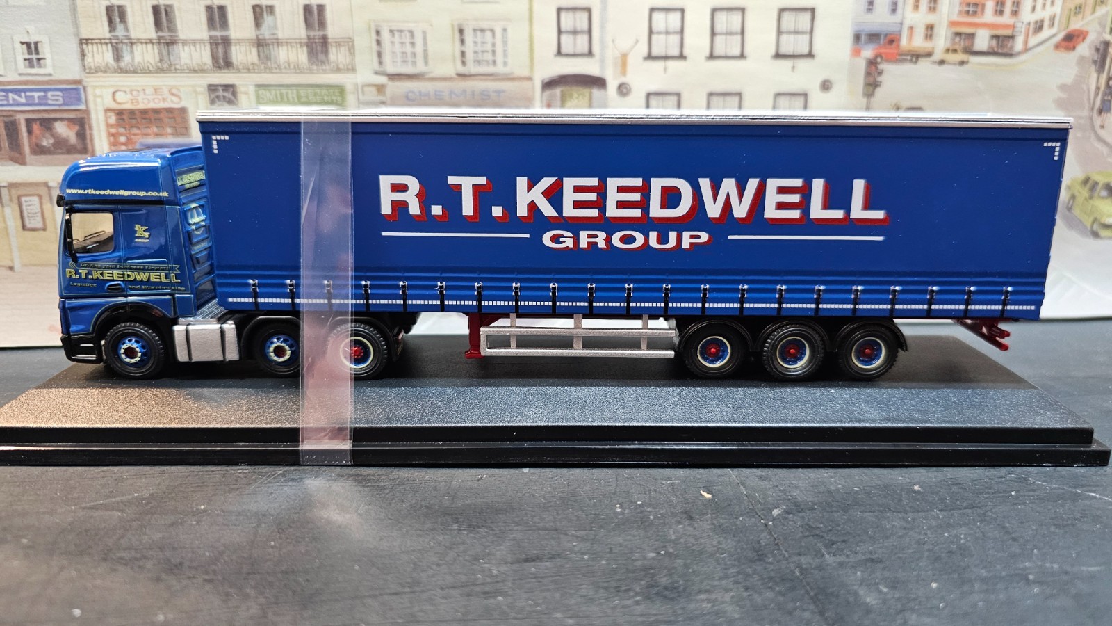 76MB011 Oxford Diecast 1:76 Scale Mercedes Actros GSC Curtainside R T Keedwell