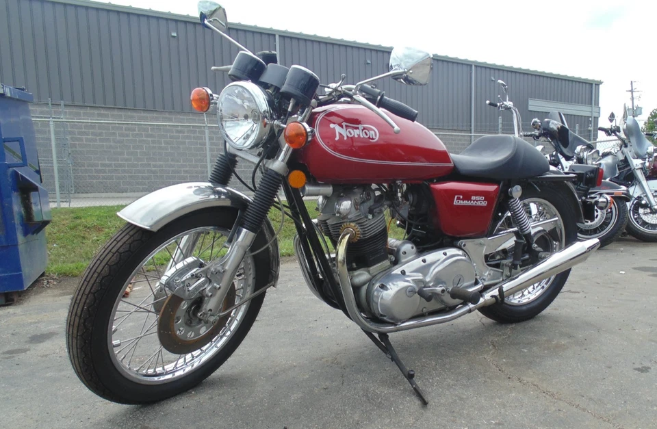 Norton: Commando - Image 3 of 4