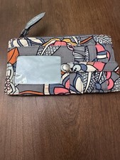Vera Bradley Lighten Up Zip ID Case in Mod Paisley Wallet Wristlet Aprox. 7x4"