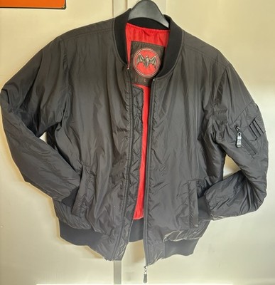 Bacardi Fledermausjacke Large Satin schwarz rot Futter Bomber Fledermaus Logo hinten