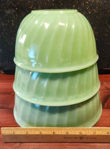 Fire King Vintage Jadeite Jadite Swirl Nesting Mixing Bowls No Damage