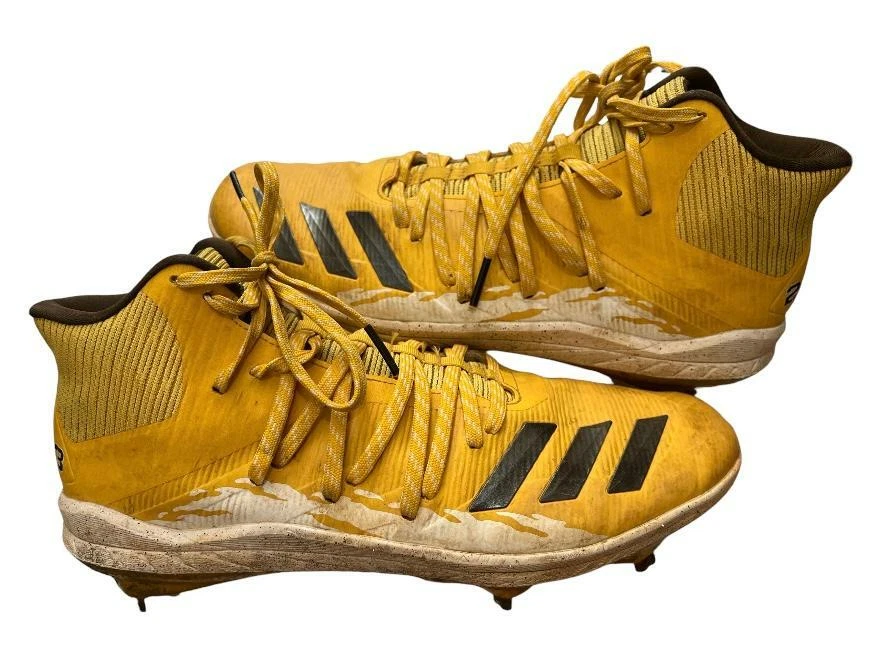 MLB FERNANDO TATIS JR GAME USED YELLOW ADIDAS BASEBALL CLEATS WITH