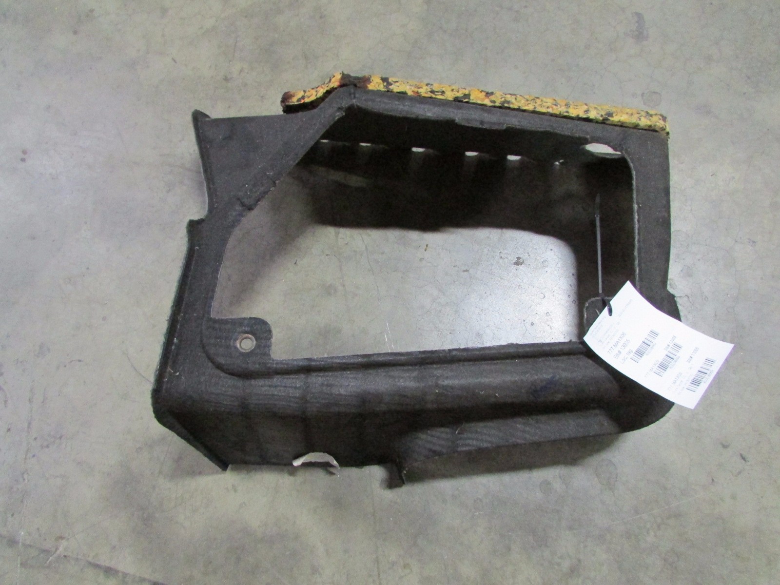 Maserati Quattroporte, RH, Side, Trunk Carpet, Black P/N 981306700