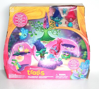 NEW IN BOX DREAMWORKS TROLLS PLAY SET