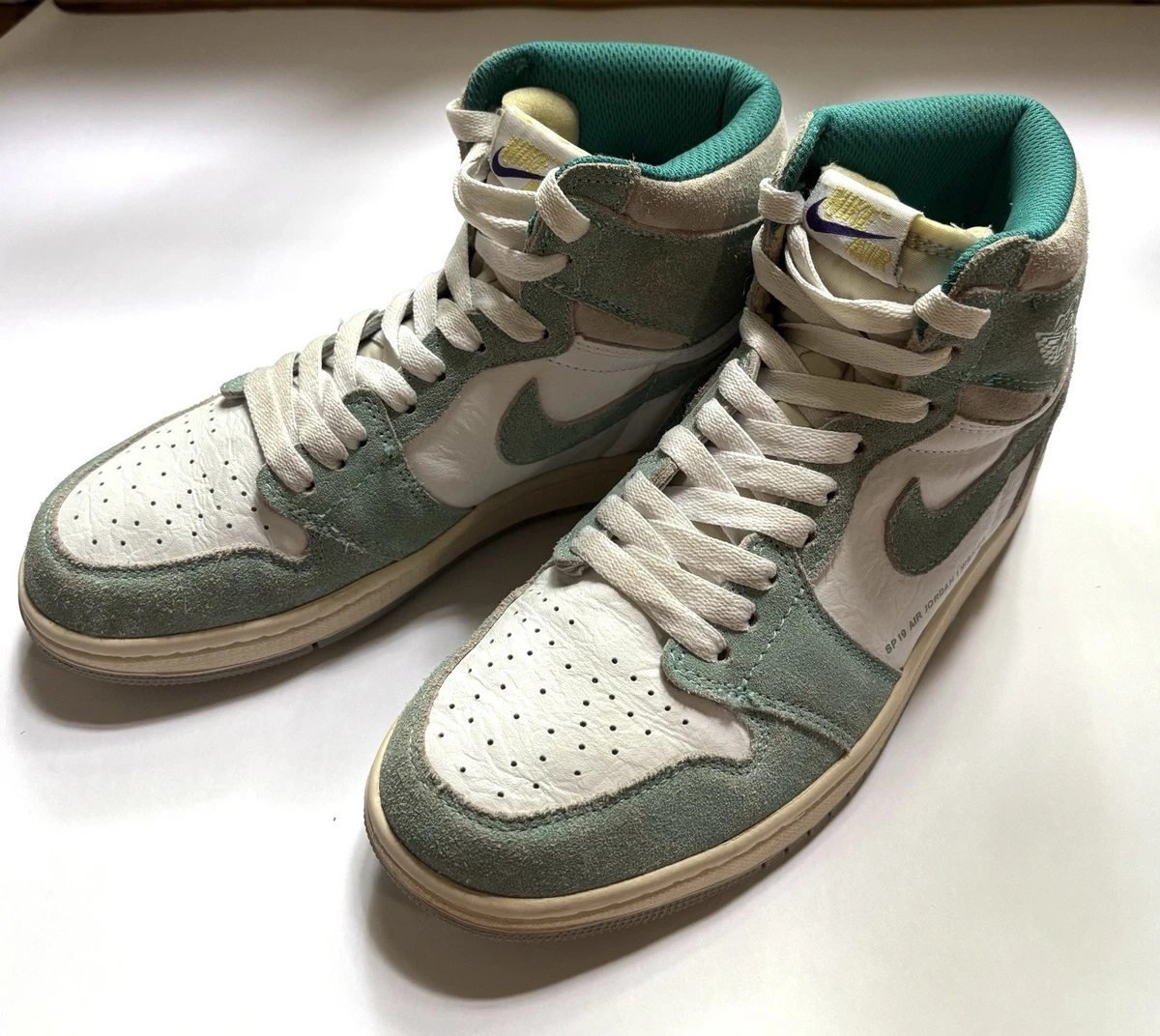 Nike Air Jordan 1 Retro High Top Green/Brown Men\'s 9 2010 #Z5038 Nike Air Jordan 1 Retro High Boston Celtics 2009 Men 10  main image 3