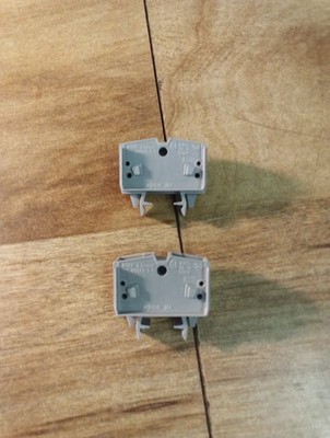 Lot of 2 WAGO 264 900V Terminal Block