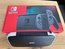Nintendo Switch Grau