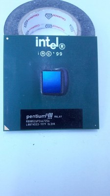 Intel  Pentium  III Processor 667 MHz, 256 KB Cache, 133 MHz FSB PGA 370 SL3VK