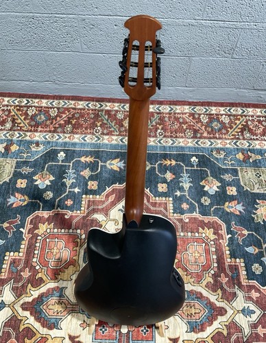 Ovation Celebrity Elite CE44C-4A Mid-depth Classical - Natural - Picture 8 of 10