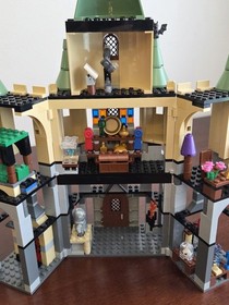 LEGO 2007 Harry Potter: Hogwarts Castle (5378) Complete Build Incomplete Minis