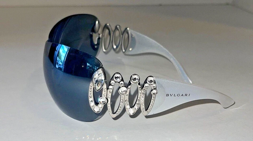 Óculos de sol Bvlgari branco/prata strass pesado MODELO 6017-B - Imagem 3 de 4