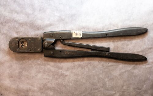 Amp 90067-2 type F handheld wire crimping tool 18-16 24-20