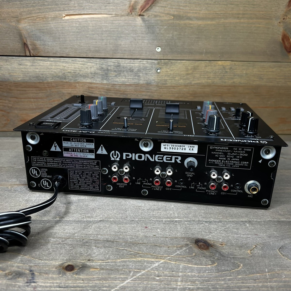 PIONEER パフォーマンスDJミキサー DJM-300 ブラック DJM-300 (archived) 2-channel performance mixer (black