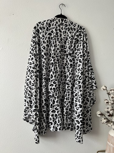 CONCIERGE COLLECTION SUMMER SOFT AND COZY ANGEL WRAP LEOPARD BEIGE Blanket OneSz - Picture 3 of 6