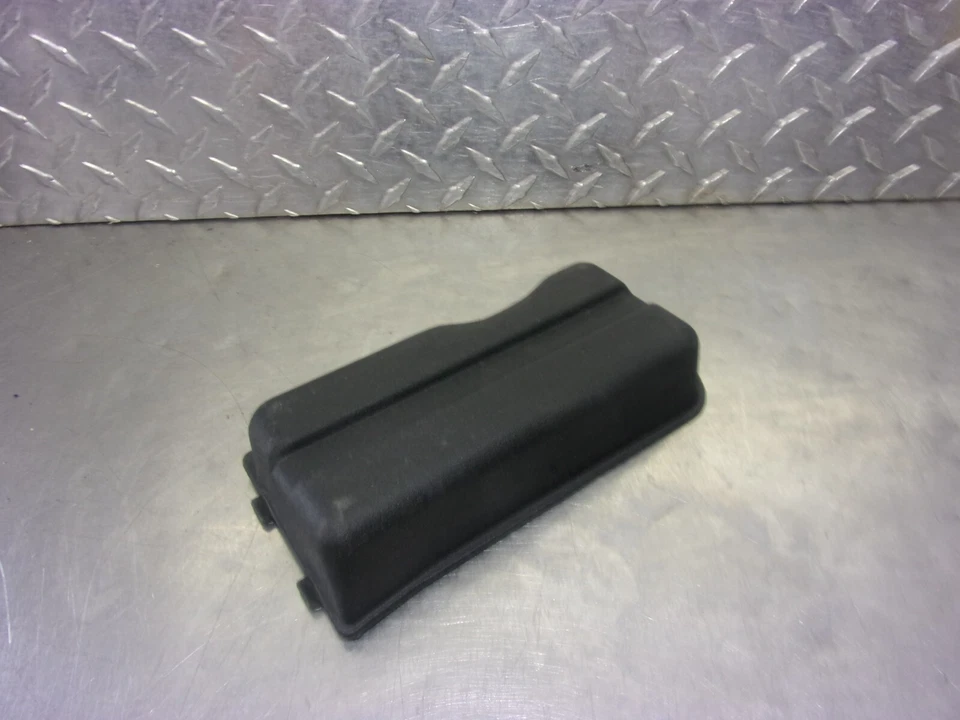 928 C Vespa LX50 2006 CAJA DE HERRAMIENTAS OEM Foto 3 de 4