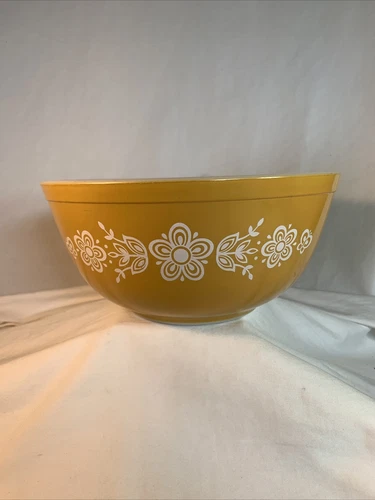 VTG Pyrex Butterfly Gold Mixing Nesting Bowl 2 1/2 qt.#403
