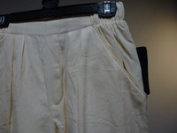 Zara Yellow Cream Shorts Size Small Ref: 8181/023 Railh Zara Yellow Cream Shorts Size Small Ref: 8181/023 Railh
