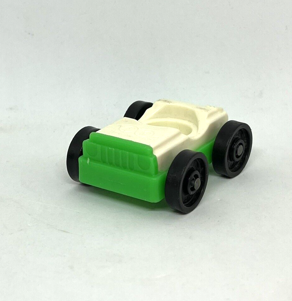 Vintage Fisher Price Little People Seat Garage Car Vehicle Green/White  1970-90