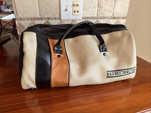 Vintage Nikonos /Nikon Soft Shell Camera Bag Water resistant padded, A++ Cond - Picture 13 of 13