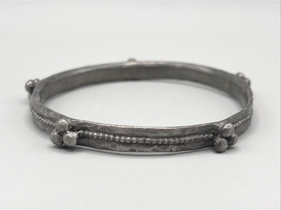 Vintage Brutalist MCM Pewter Bangle Bracelet Artisan Hand Wrought Triple Ball