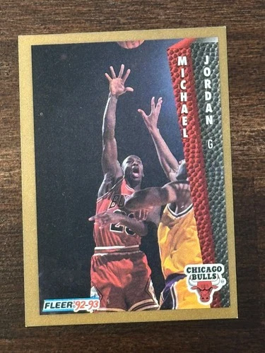 1992-93 Fleer #32 Michael Jordan Chicago Bulls- NEAR MINT