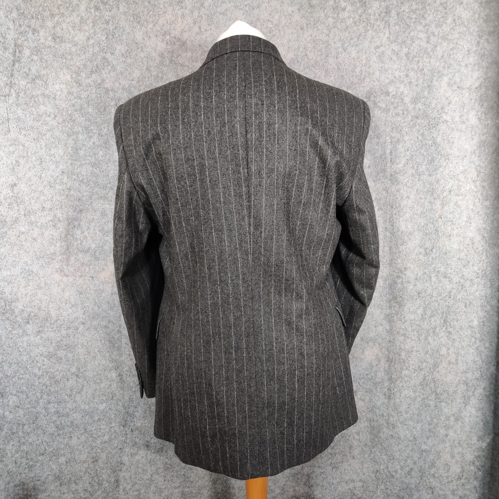 Tuta Yves Saint Laurent taglia 40R W32 L31 grigia doppiopetto lana cashmere YSL