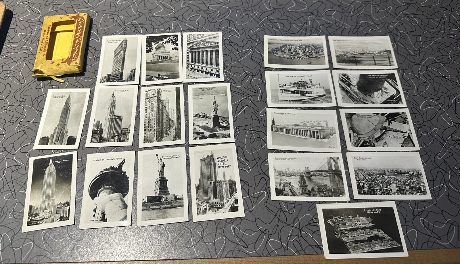 20 Vintage Tourist Photos Statue of Liberty and NYC with Mailing Case