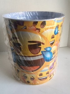 Emoji Yellow Metal Container Wastebasket Trash Can Bin Kids-Dorm-Bathroom 3Gal