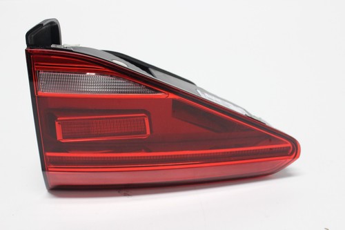 Original VW Touran Rückleuchte Rechts innen Rücklicht 5TA945094