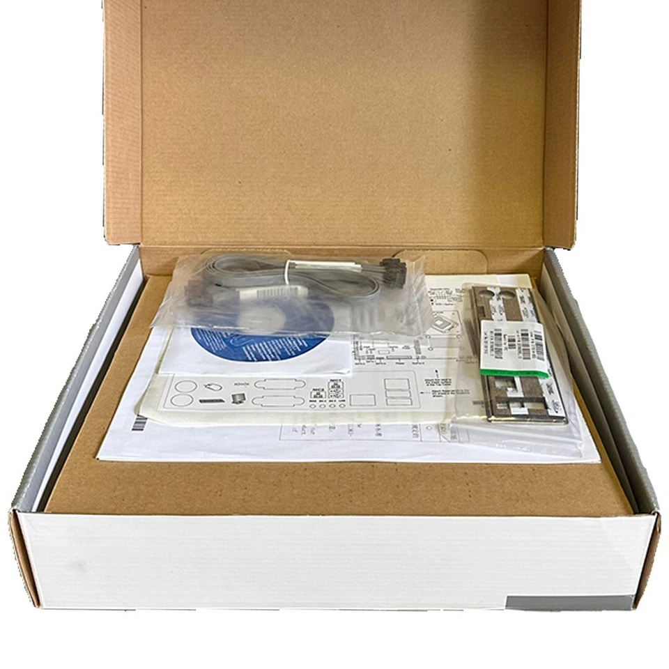 NEW INTEL S3210SHLC SINGLE PROCESSOR SERVER MOTHERBOARD 902001 D86139-303 - Image 2 of 4