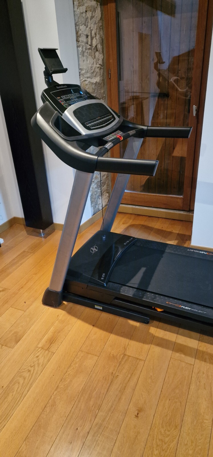 Tapis de course électrique compact pour éviter le manque de temps