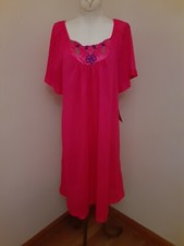 Vintage Womens Kelly Reed Nylon Hot Pink Nightgown Lingerie Sleepwear Size Med.