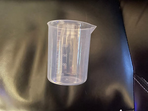 SET OF 2 - 300 ML BEAKERS