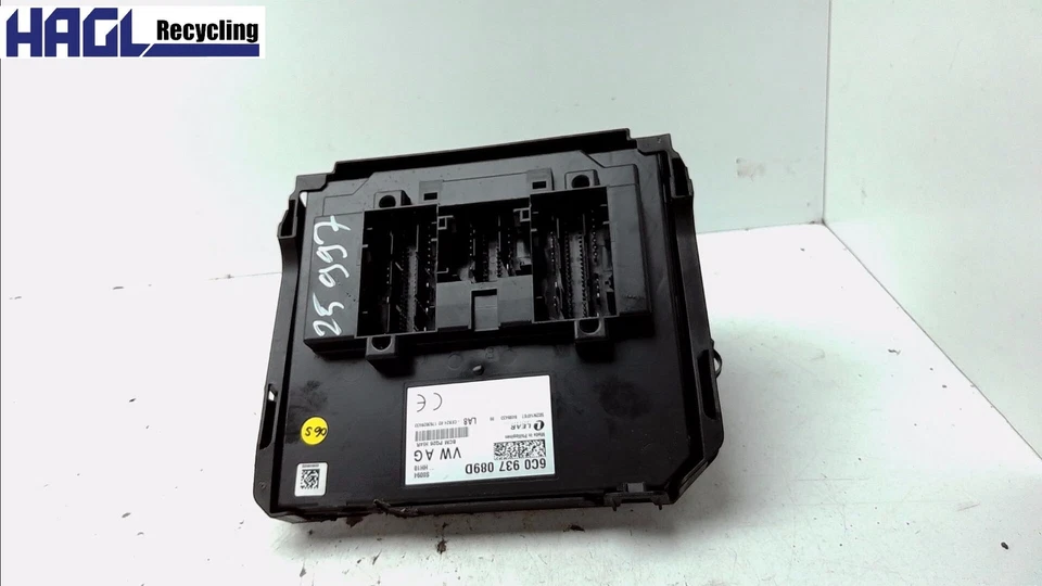 Centralina rete di bordo M relè 2x646 1x645 1x644 6C0937089D Skoda Rapid - Immagine 2 di 4