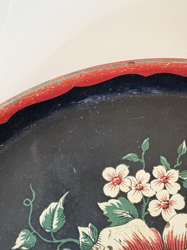 Vintage Round Metal Tray Black with Red Roses Handpainted 1950s Floral - Picture 3 of 7