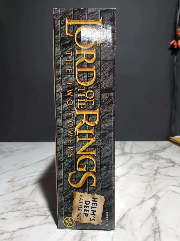 SET DE BATALLA PROFUNDA DEL TIMÓN DOS TORRES SEÑOR DE LOS ANILLOS ToyBiz 2003 sin usar, en caja Foto 3 de 4