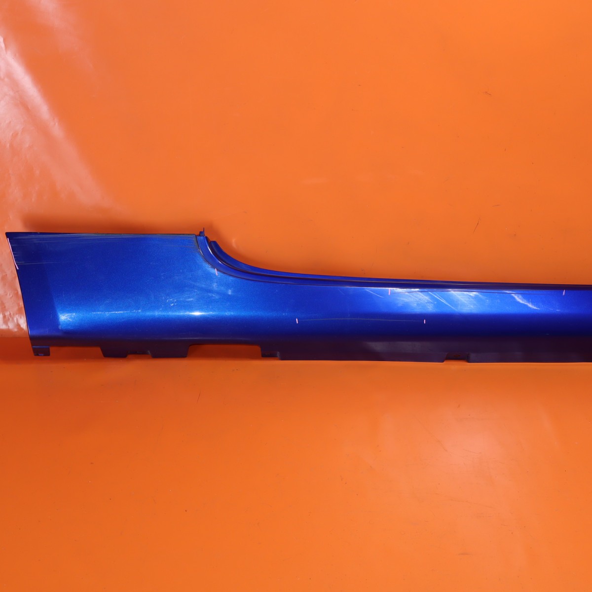 Rolls-Royce Wraith 2014-2018 Left Rocker molding P/N 51777301423