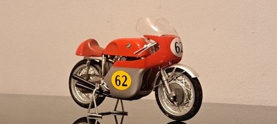 Maßstab 1:12 MV Augusta 500 Four J Surtees Moto Gp 1956 Diecast Motorrad Modell