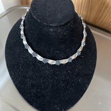 Beautiful Crown Trifari Marked 1950S Decorative Rhinestone Necklace