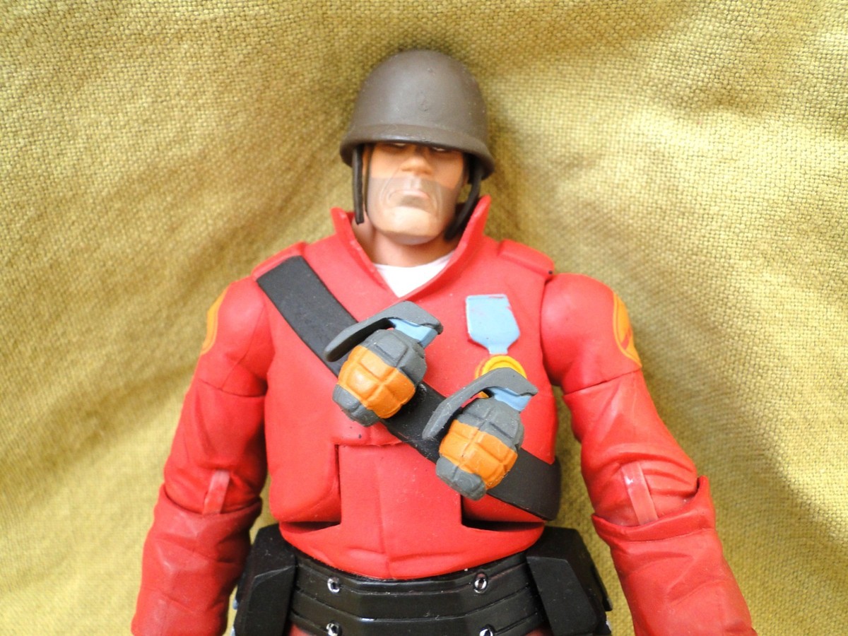 Team Fortress 2: The Soldier (Red) Action Figure by NECA | eBay